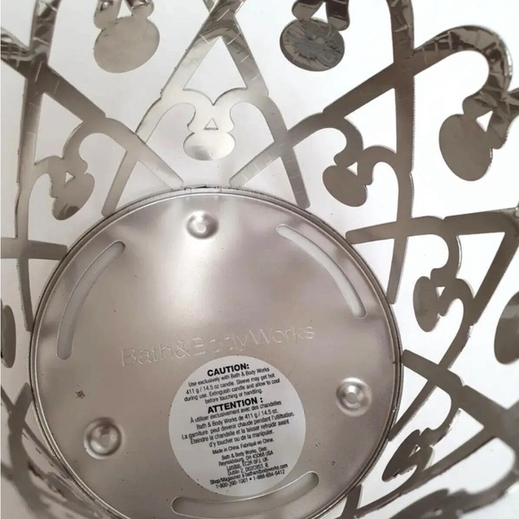 *NEW* HOLIDAY ~ PEPPERMINT LANE ~ 3Wick CANDLE HOLDER ~ Bath & Body Works Xmas - Picture 3 of 5